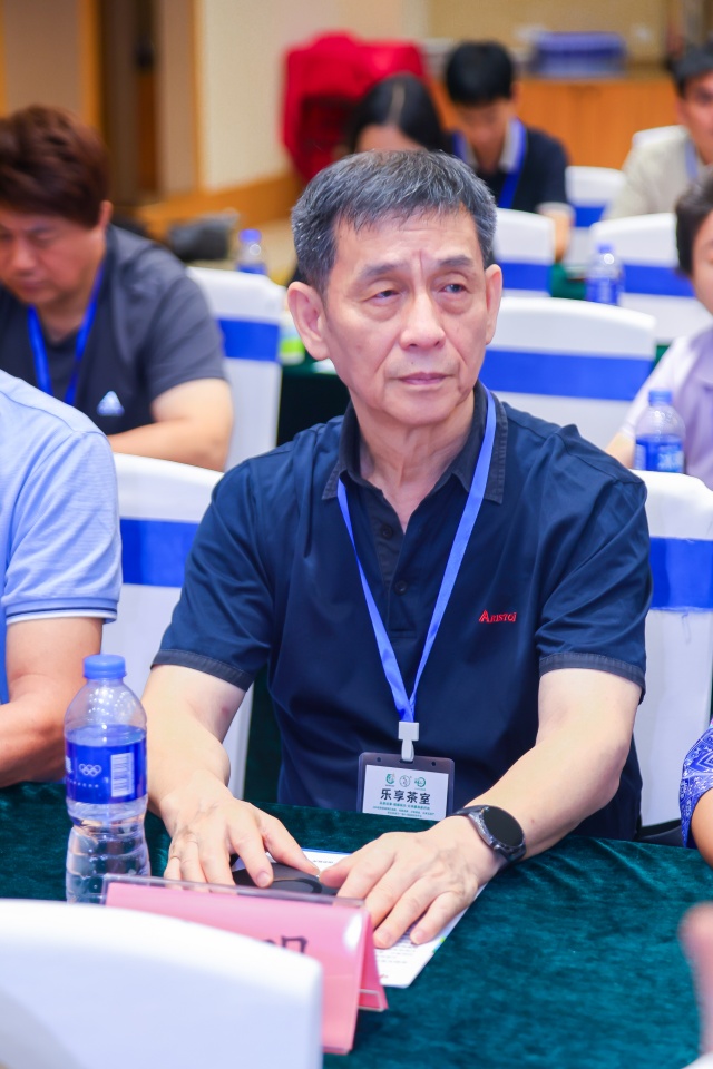 聘任唐明先生“专家委员”